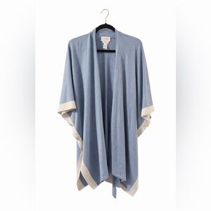 St. John Collection Villa Wool & Silk Poncho – One Size – Light Blue